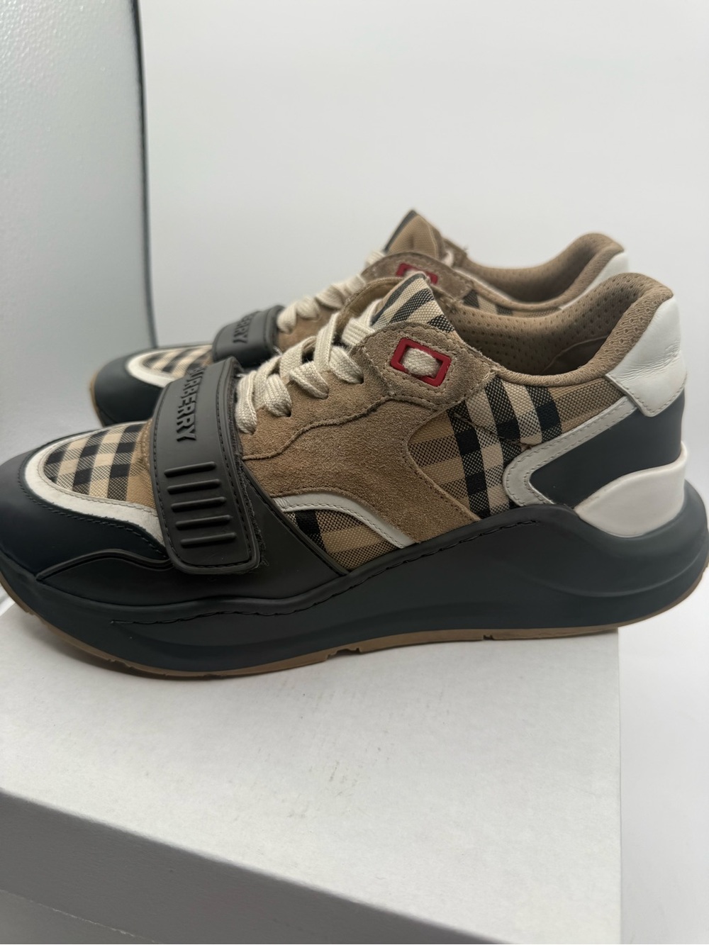 The Burberry Ramsey Vintage Check Suede Leather Sneakers Grey Archive Beige - Picture 2 of 11